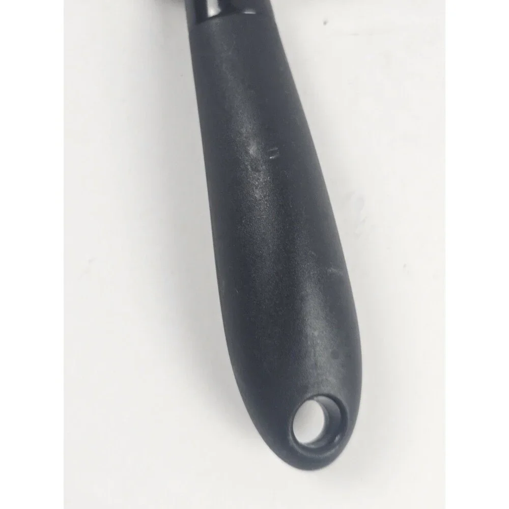BLANQI pizza cutter